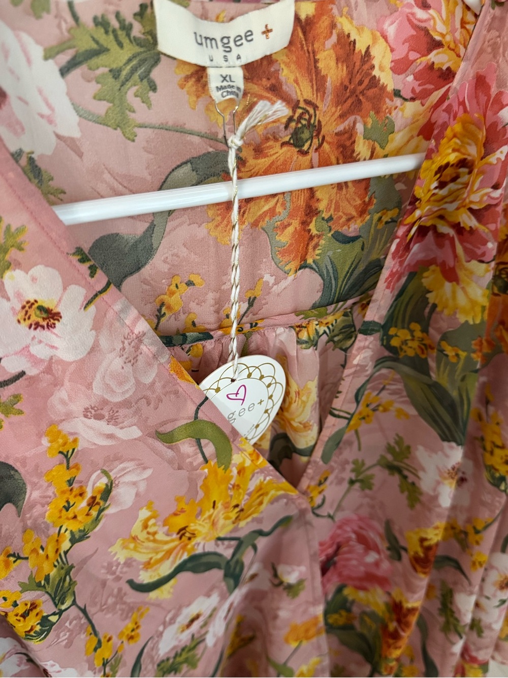 NWT, Umgee, Pink Floral Blouse, Ruffle Split Sleeves, Flowy, Romantic, Size XL - Picture 9 of 10